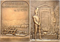 DEUTSCHE STÄDTE. 
UNIVERSITÄTEN u. benannte HOCHSCHULEN (intern.). 
St. CYR (Frankreich). Hochschule für Militär. Plakette 1908 (v.V.D.Dautel) a.d. ...