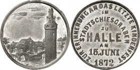 ARCHITEKTUR. 
TÜRME. 
TÜRME. HALLE, Medaille 1872 a.d.letzte Kinderfest im Stadtschiesgraben. 6 Z./ Der Turm zw. Häusern Sn 28,5 mm. Slg. Peltzer -....