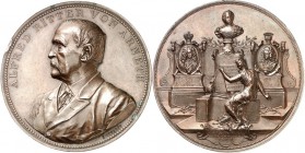 PERSONEN. 
HISTORIKER. 
ARNETH, Alfred Ritter von *1819 Wien + 1897 ebd. Medaille 1890 (v. A. Scharff). Brb. n.l. / Schreibende Muse Klio vor Denkma...