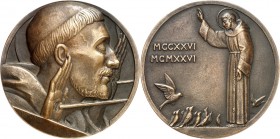 RELIGION UND ETHIK. 
HEILIGE. 
Franz von Assisi *1181/2 Assisi +1226 ebd. Medaille 1926 (v. P. Turin) a.s. 700. Todestag. Brb. d. Hl. n.r. mit den W...