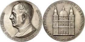 MEDAILLEURE des XIX. u. XX. Jh.. 
DEUTSCHLAND vor 1933. 
HUJER, Ludwig *1872 Iser (Nordböhmen) +1968 Wien. Medaille 1945 Fürsterzbischof ANDREAS von...