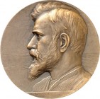 MEDAILLEURE des XIX. u. XX. Jh..
DEUTSCHLAND vor 1933.
KOWARZIK, Joseph *1860 Wien +1911 Cannes. Medaille 1906 Selbstbildnis. Brb. n.l. im Hintergru...