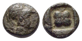 GREEK. Uncertain.(Late 6th-early 5th centuries BC).Obol.

Condition : Good very fine.

Weight : 1.32 gr
Diameter : 9 mm