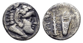 IONIA. Erythrai.(Circa 330-300 BC).Drachm.

Obv : Head of Herakles right, wearing lion skin headdress.

Rev : ΦANNOΘEMIΣ.
Flanked by club and bowcase,...
