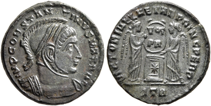 Constantine I, 307/310-337. Follis (Bronze, 18 mm, 2.49 g, 6 h), Treveri, 319. I...