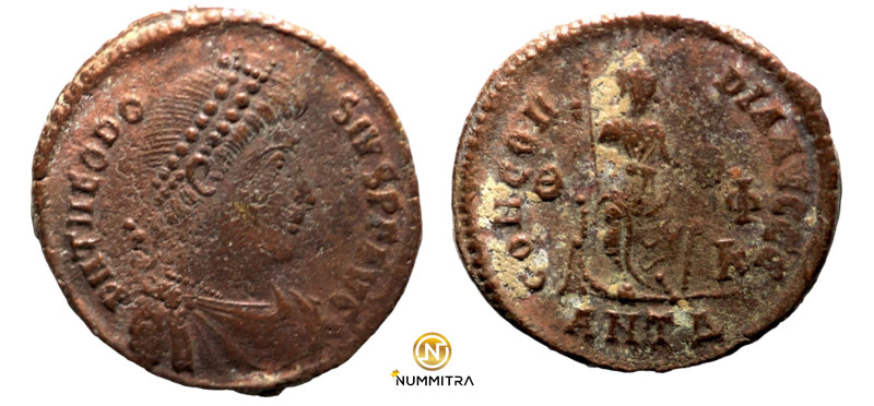 Theodosius I. (378-383 AD). Æ Follis. (19mm, 2,27g) Antioch. Obv: D N THEODOSIVS...