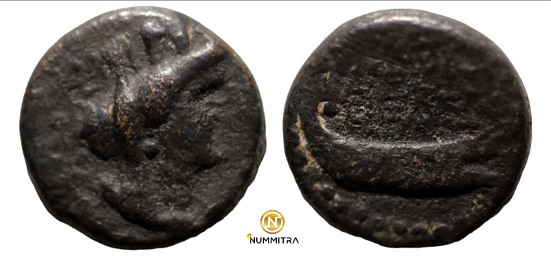 Phoenicia. Arados. (1. Century BC) Æ Bronze. (14mm, 3,04g) Obv: head of Tyche ri...