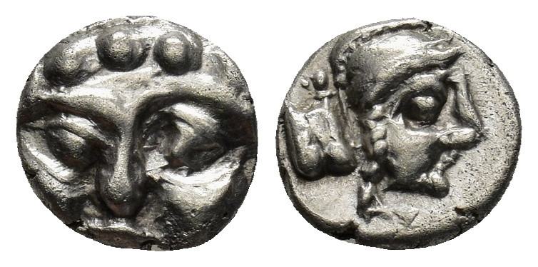 Pisidia. Selge circa 350-300 BC. Obol AR (0.92 Gr. 9mm.) 
Gorgoneion 
Rev. Head ...