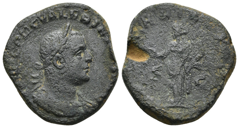 Valerianus I (253-260 AD). AE Sestertius, Roma (18.74 Gr. 26mm.)
Laureate and dr...