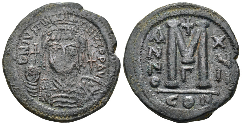 Justinian I Æ 40 Nummi. (34mm, 22.0 g) Constantinople, dated RY 17 = AD 540/1. D...