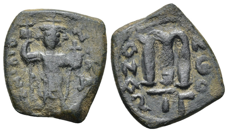 Constans II AD 641-668. Constantinople Follis or 40 Nummi Æ (25mm, 5.0 g) [EN T૪...