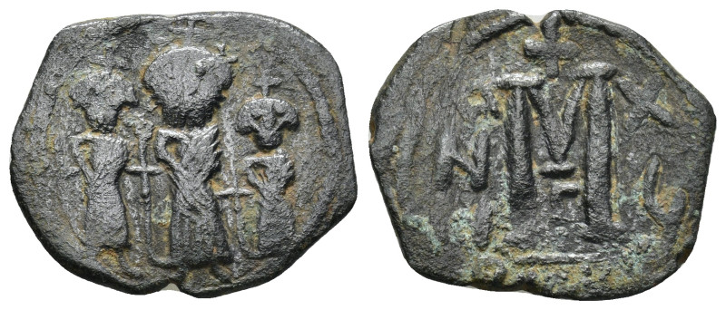 Heraclius. 641-668. AE follis (4 Gr. 23mm.).
 Heraclius in center, Heraclius Con...