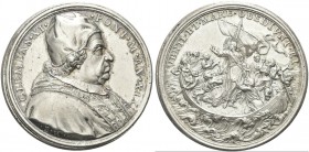 ROMA. Clemente XI (Gian Francesco Albani), 1700-1721. Medaglia 1718 a. XIX opus E. Hamerani. Ag gr. 20,88 mm 39,0 Dr. CLEMENS XI - PONT M AN XIX. Bust...