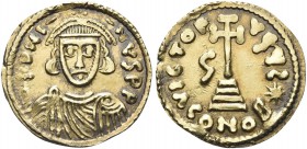 BENEVENTO. Gregorio Duca Longobardo, 732-739. Solido battuto a nome di Giustiniano II. El gr. 3,95 Dr. D N I - NVS P P. Busto frontale, diademato e dr...