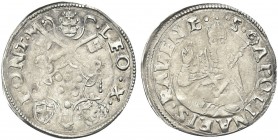 RAVENNA. Leone X (Giovanni de’Medici), 1513-1521. Mezzo Giulio. Ag gr. 1,90 Dr. LEO X - PONT M. Stemma sormontato da triregno e chiavi decussate, acco...