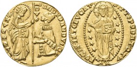 VENEZIA. Andrea Dandolo Doge LIV, 1343-1354. Ducato. Au gr. 3,53 Dr. ANDR DANDVLO - S M VENETI. San Marco stante verso s., porge il vessillo al Doge g...