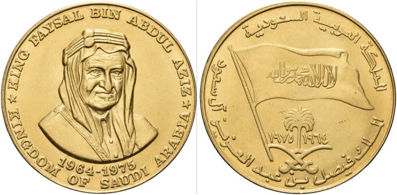 SAUDI ARABIA. Faisal Bin Abd Al-Aziz, 1964-75. Medaglia. Au gr. 31,97 Dr. Busto ...