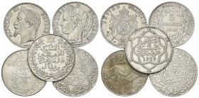 LOTTI. Lotto di n. 37 monete in argento, tipo scudo. Si segnalano: 5 Franchi 1849, Marocco Rial 1911-1913, Francia, Portogallo.
Interessante, da esam...