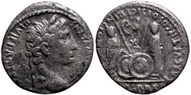Roman Imperial
Augustus (27 BC-14 AD). Lugdunum
AR Denarius (18mm 3.4g)
Obv: CAESAR AVGVSTVS DIVI F PATER PATRIAE. Laureate head of Augustus, right...