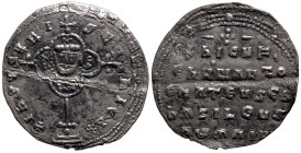 Byzantine
Nicephorus II Phocas (963-969 AD). Constantinople
AR miliaresion (23mm 2.47g)
Obv: +IhSЧS XRI-STЧS hICA star, cross crosslet set upon glo...