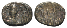 Kings of Elymais, Phraates (c. 100-150 AD). Æ Drachm (14mm, 2.50g). Bust l. wearing tiara. R/ Dashes. Van’t Haaff Type 14.7.2-1. Near VF