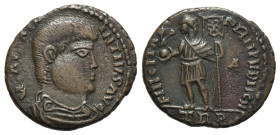 Magnentius (350-353). Æ (22mm, 4.95g, 6h). Imitation of Treveri. Bare-headed, draped and cuirassed bust r. R/ Emperor standing l., holding victory on ...