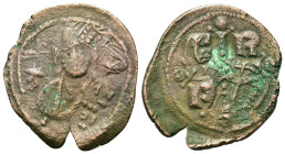 Romanus IV (1068-1071). Æ 40 Nummi (27,4mm, 6g). Constantinople. Nimbate facing bust of Christ, holding Gospels and raising hand in benediction. R/ C ...