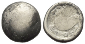 Ostkelten. Subkarpaten. Typ 'Schnabelpferd'.

 Tetradrachme (Silber).
Vs: Stilisierter Kopf des Zeus mit Lorbeerkranz rechts.
Rs: Stilisiertes Pfe...