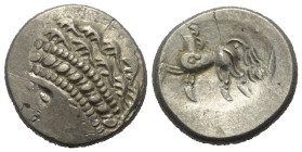 Ostkelten. Noricum. Ostnoricum.

 Tetradrachme (Silber).
Typ Samobor / A.

Vs: Stilisierter Kopf mit Lorbeerkranz links.
Rs: Stilisiertes Pferd ...