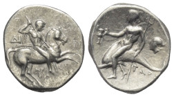 Kalabrien. Tarent.

 Didrachme oder Nomos (Silber). Ca. 272 - 240 v. Chr.
Vs: Krieger zu Pferde mit Schild und Speer nach rechts reitend; im Feld l...