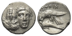Moesia Inferior. Istros.

 Drachme (Silber). Ca. 340 - 313 v. Chr.
Vs: Zwei jugendliche, männliche Köpfe nebeneinander en face, der linke umgekehrt...
