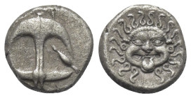 Thrakien. Apollonia Pontika.

 Drachme (Silber). Ca. 4. Jhdt. v. Chr.
Vs: Anker, im Feld rechts Krebs.
Rs: Kopf der Gorgo Medusa mit herausgestrec...