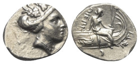 Euböa. Histiaia.

 Tetrobol (Silber). Ca. 3. - 2. Jhdt. v. Chr.
Vs: Kopf der Nymphe Histiaia mit Kranz aus Weinlaub und Reben rechts.
Rs: Die Nymp...