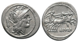L. Iulius.

 Denar (Silber). 141 v. Chr. Rom.
Vs: Kopf der Roma mit geflügeltem Greifenkopfhelm rechts, dahinter Kornähre.
Rs: L IVLI. Victoria in...