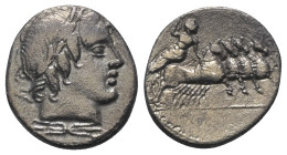 Anonym.

 Denar (Silber). 86 v. Chr. Rom.
Vs: Kopf des Apollo mit Eichenlaubkranz rechts, darunter Blitzbündel.
Rs: Jupiter mit Blitzbündel in Qua...