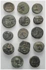 Griechische Münzen - Lots.


Unter anderem: Pergamon (Mysien) / Perikles (Lykien) / Selge (Pisidien).

Lot (14 Stück): Bronze; ca. 4. Jhdt. v. - ...