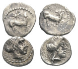 Griechische Münzen - Lots.


Kelenderis / Nagidos (Kilikien).

Lot (2 Stück, Silber): Obol, ca. 5. - 4. Jhdt. v. Chr.

Sehr schön - fast sehr s...