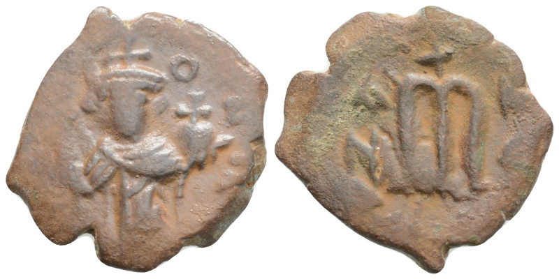 Byzantine Coins, AE Follis, 4,4 g. 23,2 mm.