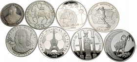 Andorra. Lote de 8 monedas de Andorra, 25 diners 1963 y 1989, y 10 diners 1992, 1993, 1999, 2002 y 1997 (2). A EXAMINAR. PROOF. Est...120,00.