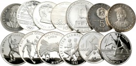 Bulgaria. Lote de 13 monedas de plata de Bulgaria. A EXAMINAR. PROOF. Est...200,00.