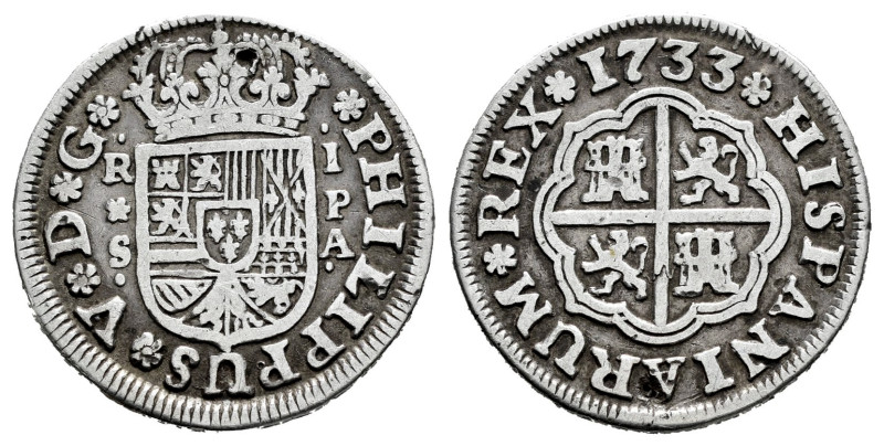 Felipe V (1700-1746). 1 real. 1733. Sevilla. PA. (Cal-657). Ag. 2,86 g. Golpe en...