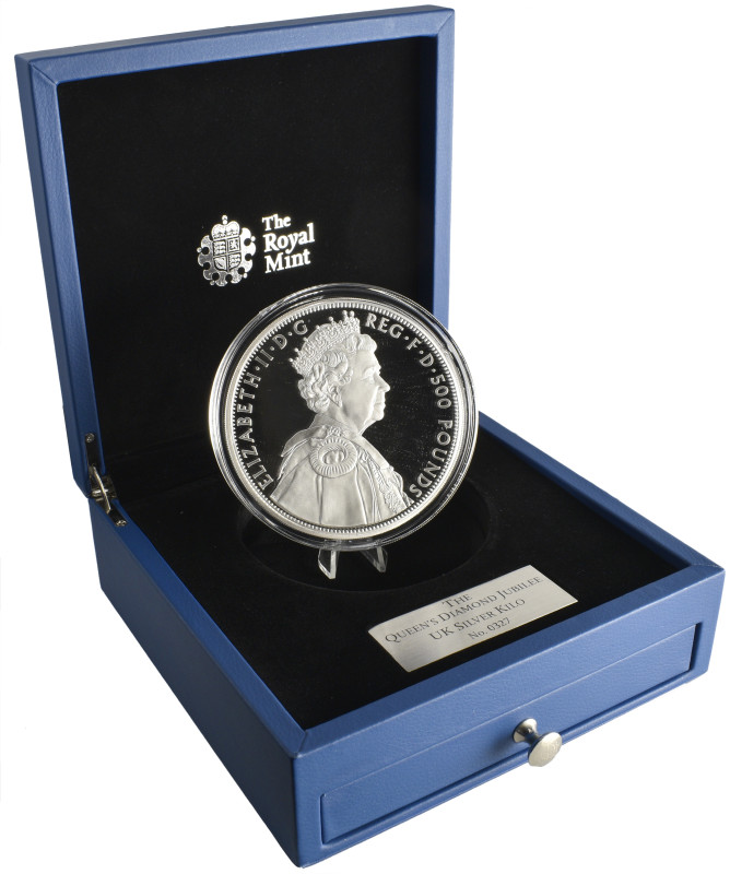 Elizabeth II, Diamond Jubilee, 2012, proof £5oo in silver, containing 1 kilo of ...