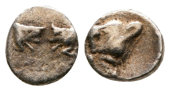 Caria. Uncertain mint circa 450-400 BC. 
Tetartemorion AR

7 mm, 0,26 g


...