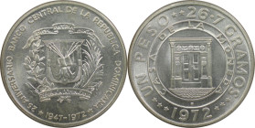 Weltmünzen und Medaillen, Dominikanische Republik / Dominican Republic. 25. Jahrestag - Zentralbank. 1 Peso 1972. 26,7 g. 0.900 Silber. 0.77 OZ. KM 34...