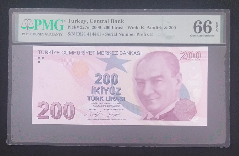 Turkey, 200 Lira, 2021, UNC, p227e, 9.Emission

PMG 66 EPQ, Nice serial number...