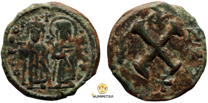 Phocas and Leonitia. (602-610 AD). 10 nummis. (16mm, 2,00g) Constantinople. Obv:...