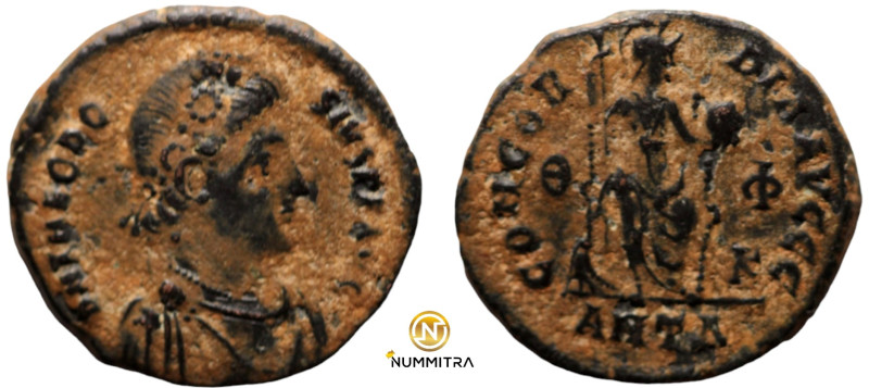 Theodosius I. (378-383 AD). Æ Follis. (17mm, 2,95g) Antioch. Obv: D N THEODOSIVS...