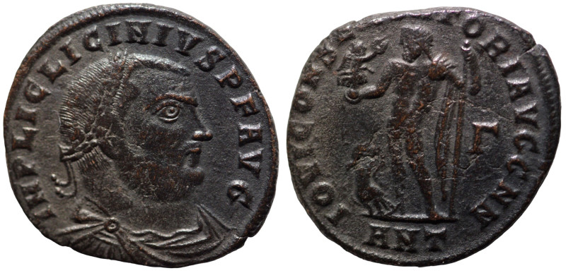 Licinius I. (321-323 AD). Follis. (19mm, 2,87g) Antioch. Obv: IMP C VAL LICIN LI...