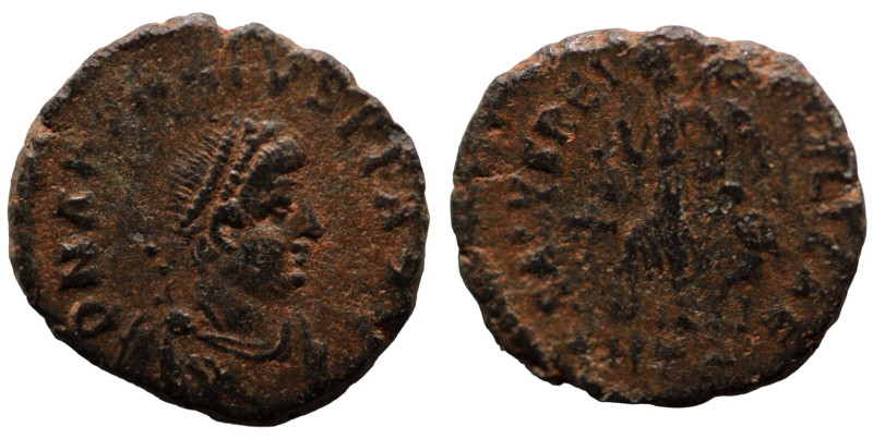 Arcadius. (388-392 AD). Follis. (13mm, 1,14g) Antioch. Obv: DN ARCADIVS PF AVG. ...