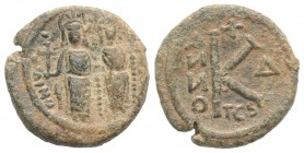 Justin II and Sophia (565-578). Æ 20 Nummi (23mm, 8.24g, 6h). Thessalonica, year 5 (569/70). Nimbate figures of Justin and Sophia seated facing on dou...